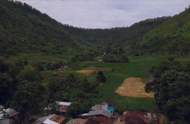 Potret Rumah Ayah Jerome Polin di Kampung (YouTube Nihongo Mantappu)