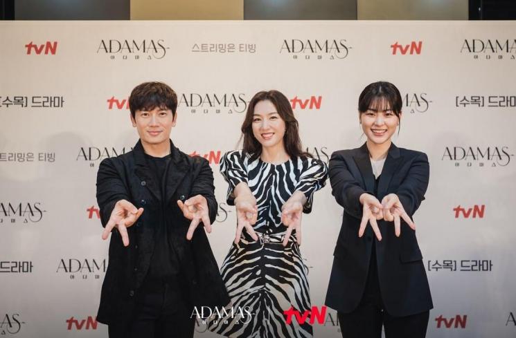 Potret di Balik Layar Adamas (Instagram/@tvn_drama)