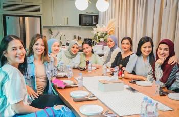 5 Geng Artis Paling Hits di Indonesia, Nia Ramadhani Eksis di Dua Geng