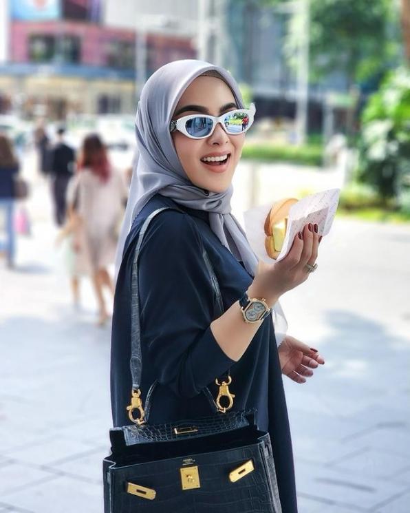 Artis Indonesia yang Tinggal di Singapura(Instagram/@princessyahrini)