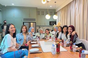 9 Potret Geng Cendol Arisan di Rumah Nagita Slavina, Shireen Sungkar Jadi Anggota Baru