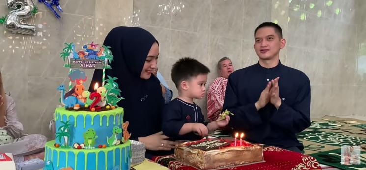 potret ulang tahun anak Citra Kirana dan Rezky Aditya(Instagram/@pesantrenyatimalhilal)