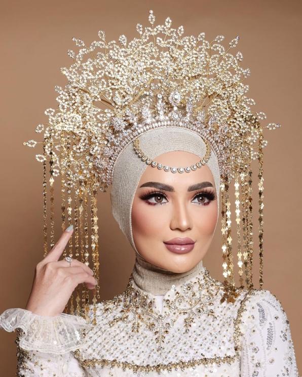 Pesona Imel Putri Pakai Baju Pengantin (instagram/@aldiphotoofficial)