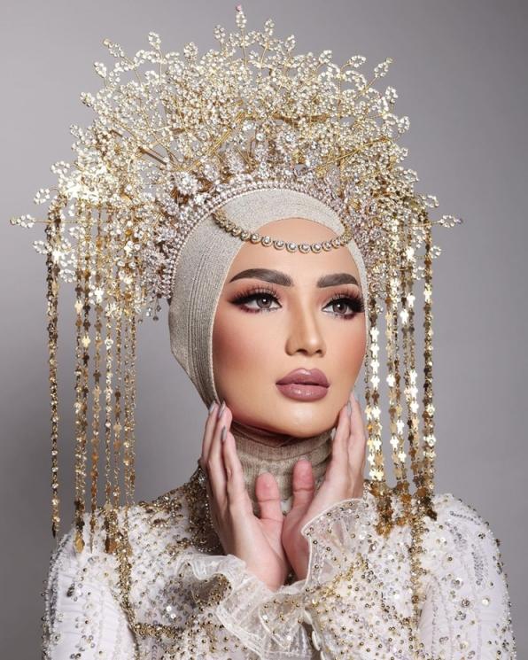 Pesona Imel Putri Pakai Baju Pengantin (instagram/@aldiphotoofficial)