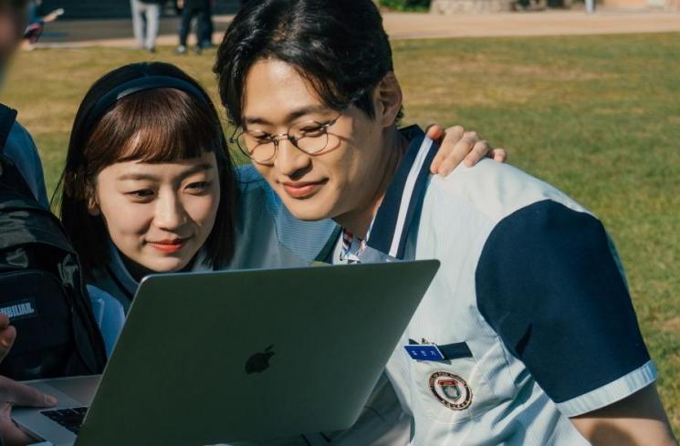 Potret di Balik Layar The Law Cafe (Soompi)
