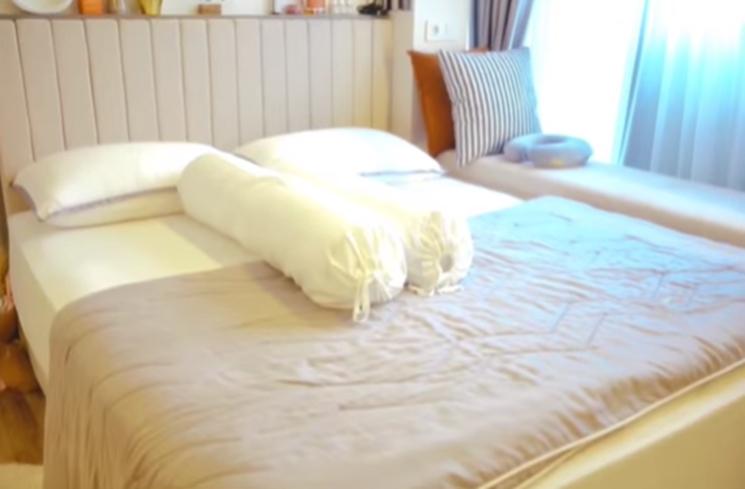 Potret Kamar Tidur Mewah Wulan Guritno (Instagram/wulanguritno)