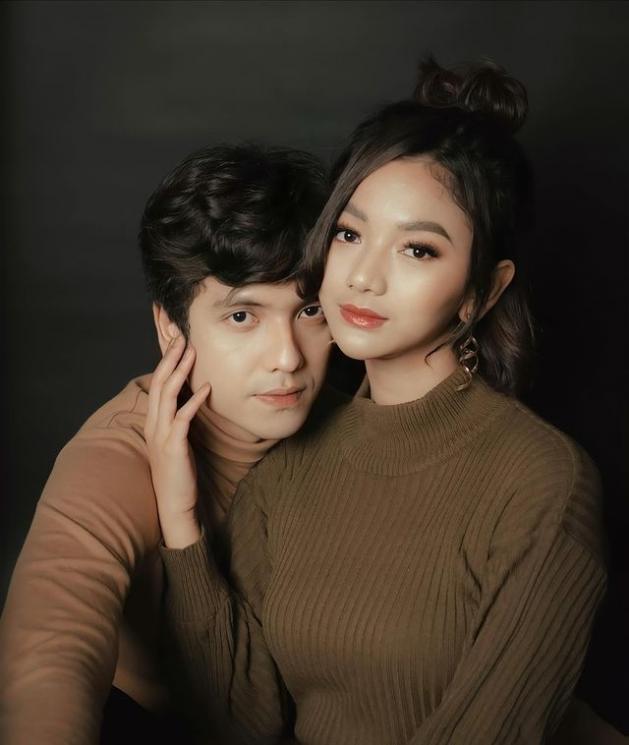 Perjalanan Cinta Glenca Chysara dan Rendi Jhon. (Instagram/glencachysaraofficial)