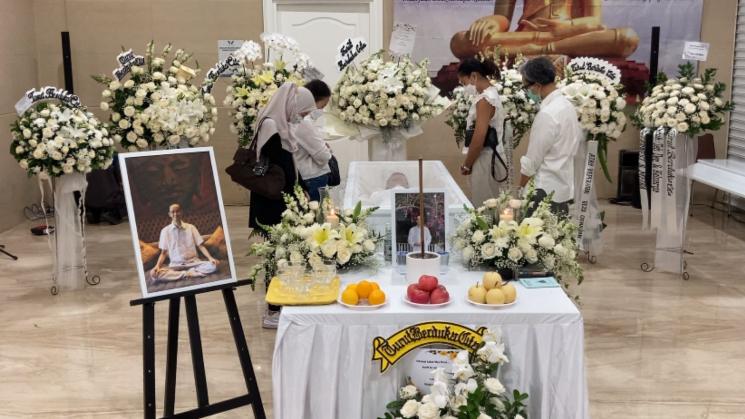 Suasana rumah duka suami Dee Lestari, Reza Gunawan di Grand Heaven, Pluit, (MataMata.com/Adiyoga Priyambodo)