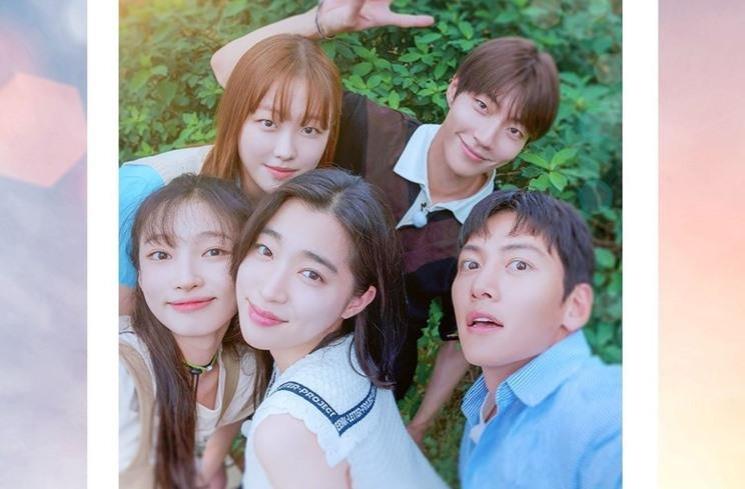 Potret Seru Pemain Young Actors' Retreat. (Instagram/@tving.official)
