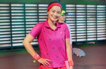 7 Potret Geng Tenis Titi Kamal, Tetap Cantik Meski Penuh Keringat