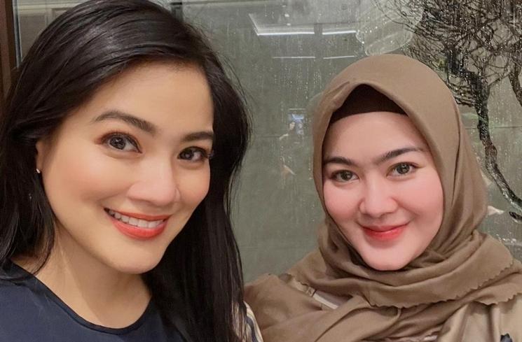 Potret Sherrin Tharia Mantan Istri Zumi Zola (instagram/stharia)