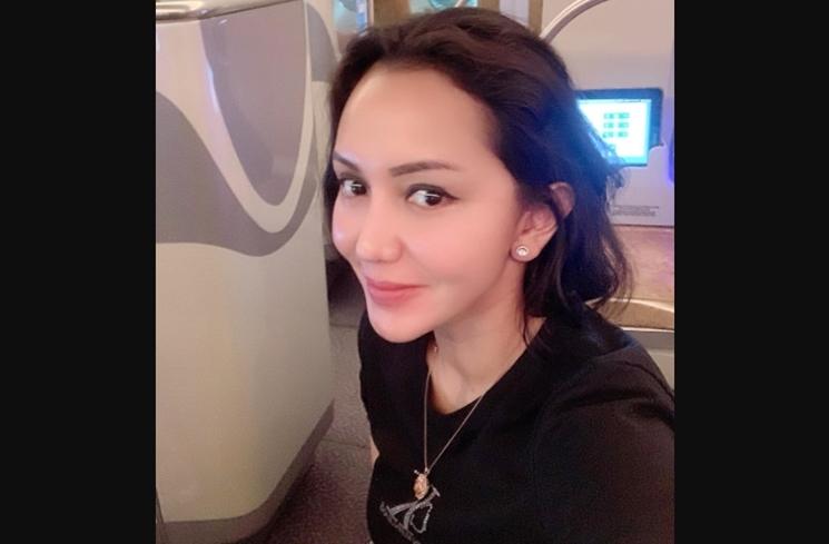 Transformasi Gaya Pinangki (instagram/@pinangkit)