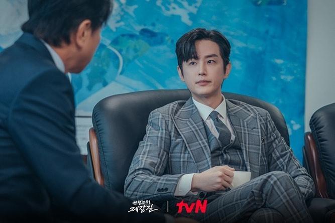 Potret Kwon Yool di Mental Coach Jegal (Instagram/@tvn_drama)