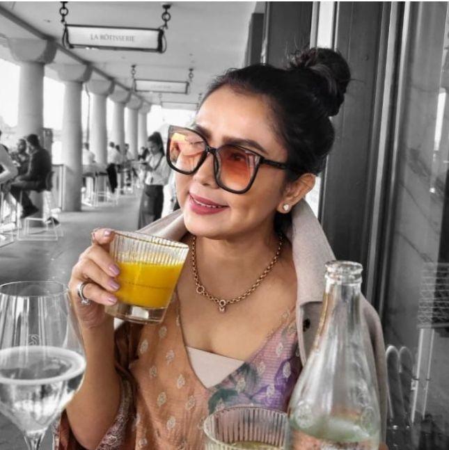 potret Mayangsari liburan di Swiss.(instagram/@mayangsari_official)