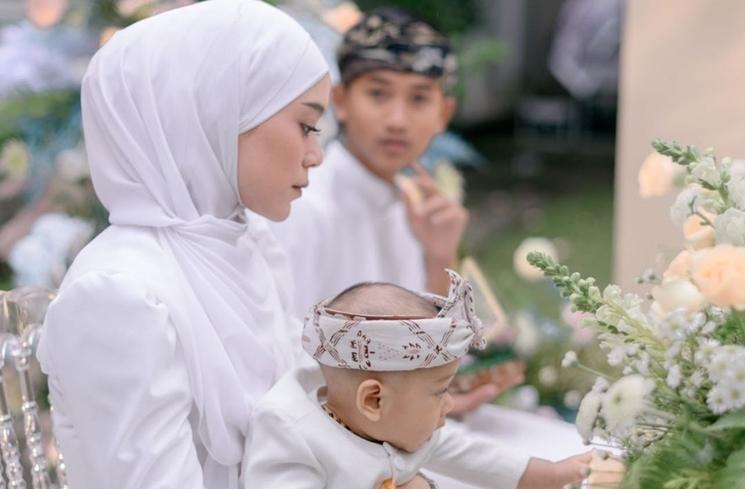 Momen Lamaran Kakak Lesti Kejora (Instagram/@askar_photograph)