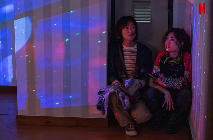 Adu Pesona Jeon Yeo Bin dan Nana di Glitch (Instagram/@netflixkr)