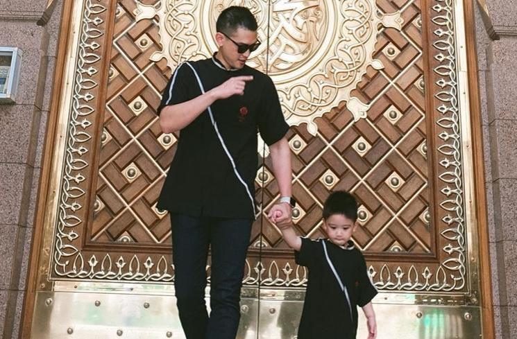 Potret Citra Kirana Berangkat Umroh (Instagram/@thereal_rezkyadhitya)
