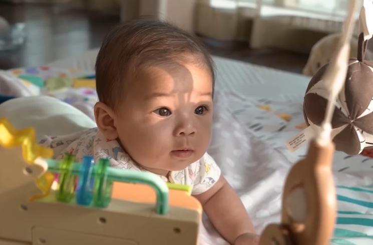 Potret Playground Baby Izz di Apartemen (YouTube/Nikita Willy Official)