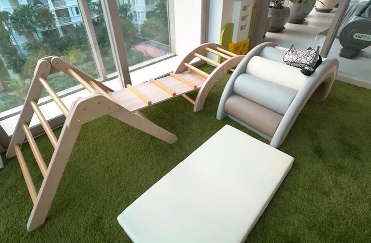 Potret Playground Baby Izz di Apartemen (YouTube/Nikita Willy Official)