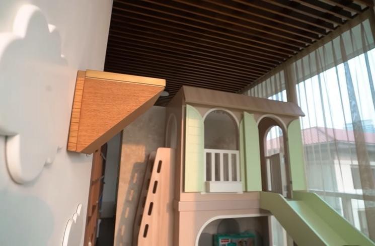 Potret Playground Baby Izz di Apartemen (YouTube/Nikita Willy Official)
