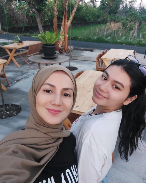 Potret Terbaru Wanda Hamidah Usai Berhijab(Instagram/@Wanda_Hamidah)