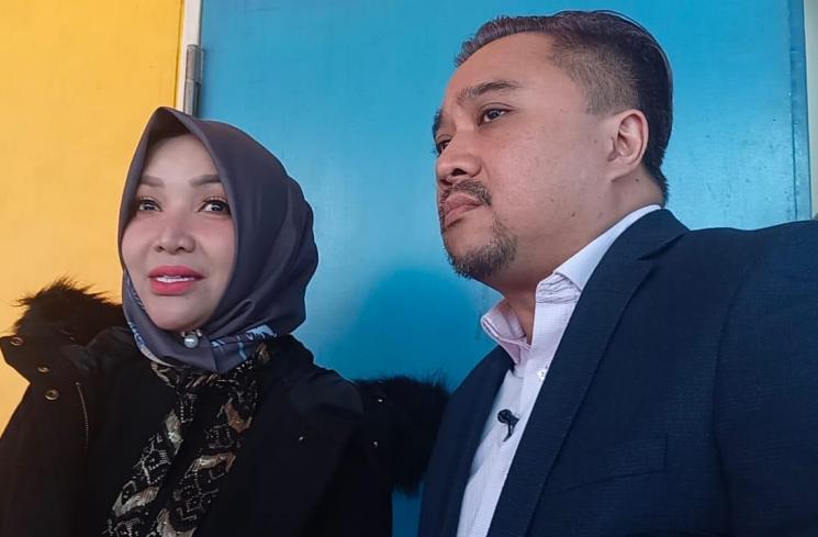 Roro Fitria ditemui di Mampang, Jakarta Selatan pada Kamis (15/9/2022). (MataMata.com/Rena Pangesti)