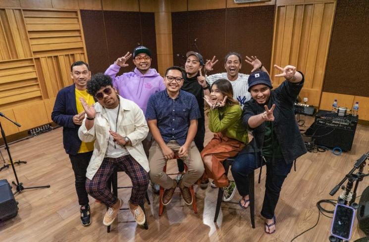 Lalahuta Dan Ari Pramundito  [Rilis]