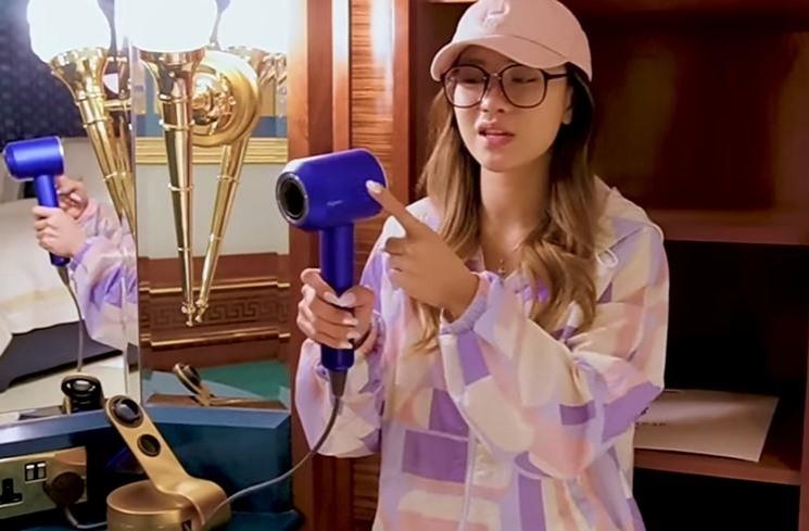 Potret Jessica Jane Nginap di Hotel 40 Juta. (YouTube/Jessica Jane)