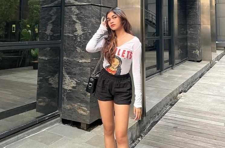 Potret Natasha Urbach Keponakan Nafa Urbach. (Instagram/@natashaurbach)