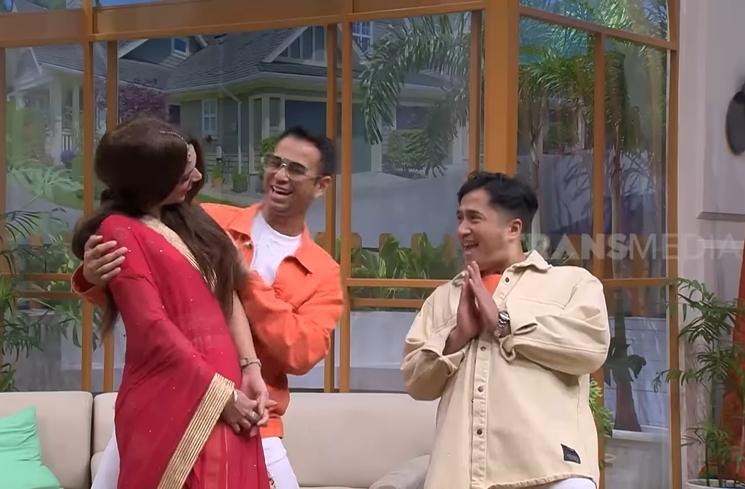 Potret Make Over Kak Jill Bak Artis India (YouTube TRANS7 OFFICIAL)