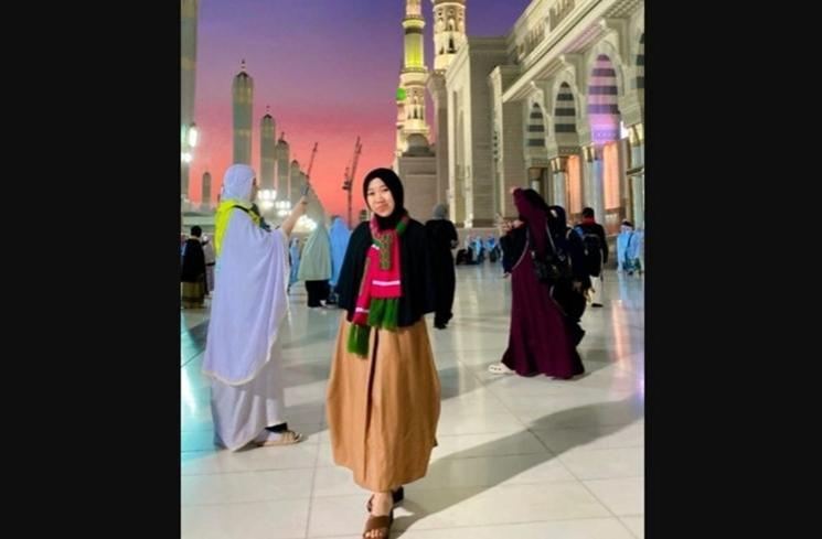 Momen Kiky Saputri Umrah Bareng Keluarga (instagram/@kikysaputrii)