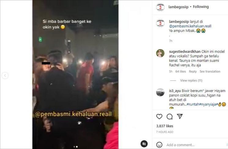 Viral kelakuan penonton wanita terhadap Okin. (Instagram/@lambegosiip)