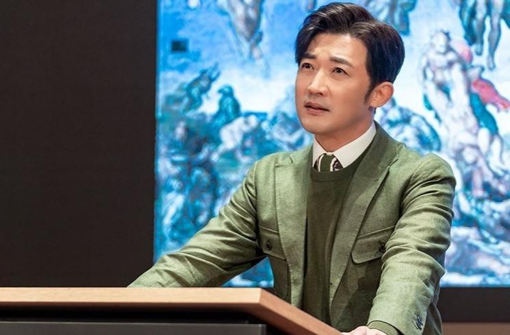 Potret Ahn Jae Wook di The Empire (Instagram/@jtbcdrama)