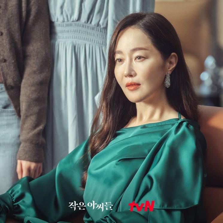 Pesona Uhm Ji Won di Little Women (Instagram/@tvn_drama)