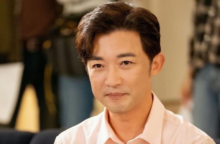 Potret Ahn Jae Wook di The Empire (Instagram/@jtbcdrama)
