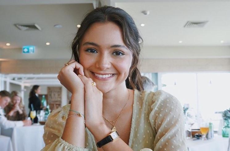 Artis Pernah Jadi Korban Bullying. (Instagram/amandarawles)