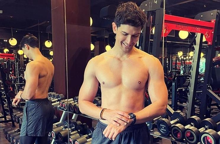 Potret Dimas Beck Pamer Otot (Instagram/dimasbeck)