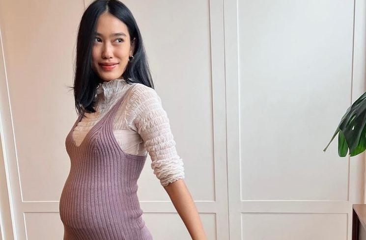 Potret Baby Bump Alika Islamadina. (Instagram/alikaislamadina)