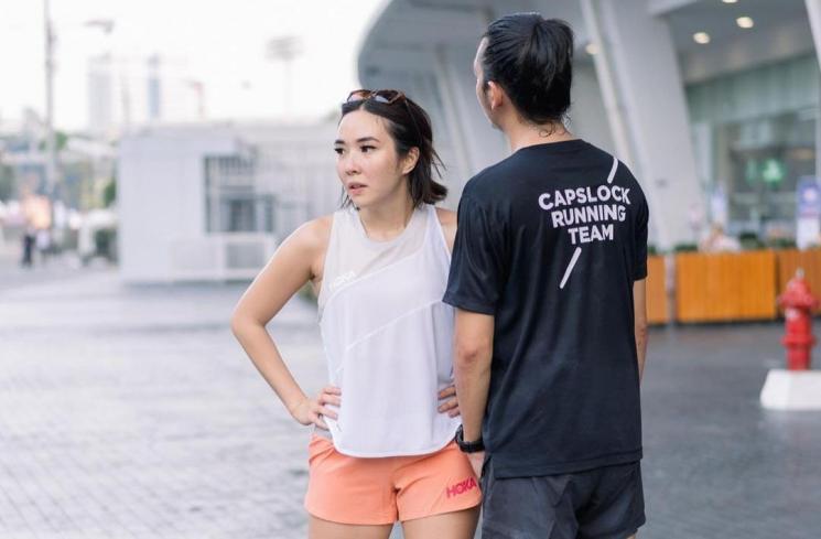 Gisella Anastasia ceria saat jogging di GBK. [sumber: Instagram @gisel_la]