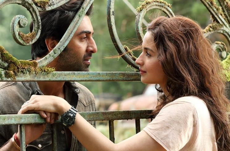 Sinopsis Brahmastra (imdb)