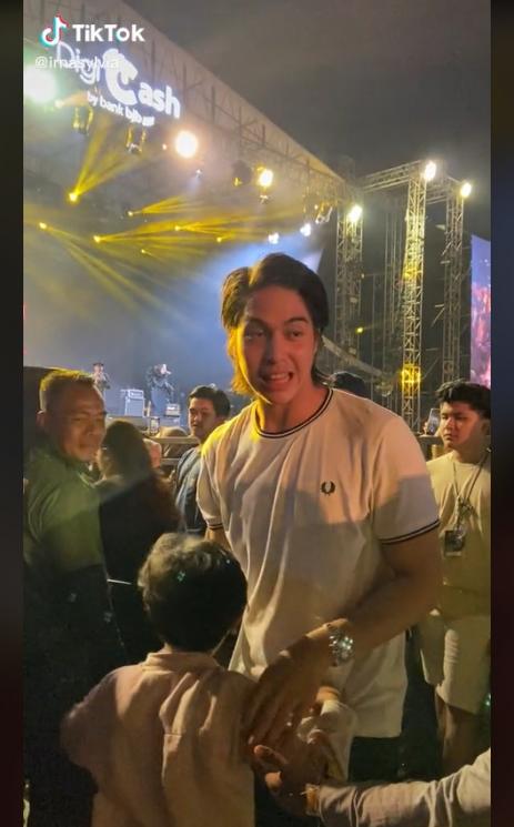 Momen El Rumi Ajak Sang Adik [Tiktok/@irnasylvia]