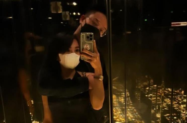 Potret Mesra Wika Salim dan Pacar. (Instagram/maxadamkamil)