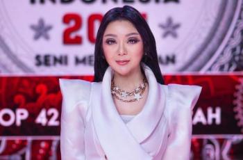 5 Fakta Diana Putri, Desainer Indonesia yang Rancang Busana BLACKPINK