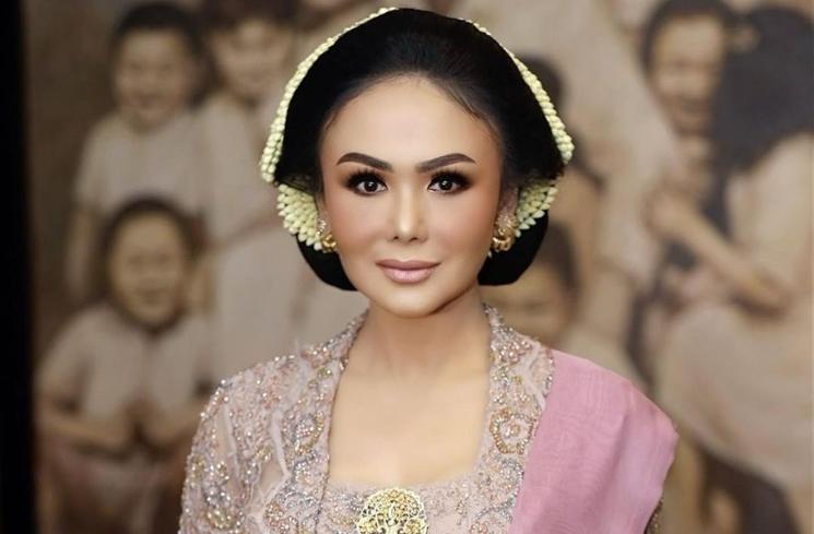 Artis Punya Tambang Batu Bara (instagram/@yunishara36)