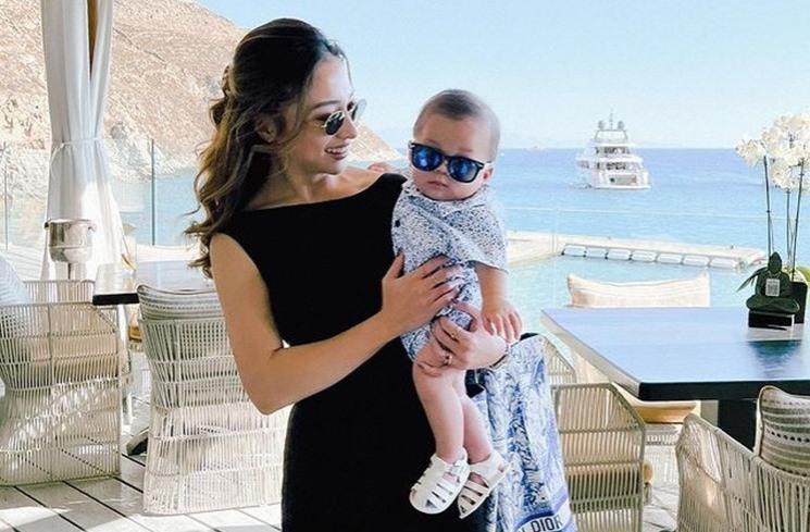 Potret Gemas Baby Izz di Yunani. (Instagram/@nikitawillyofficial94)