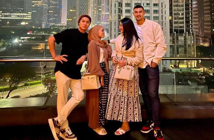 Lesti Kejora dan Rizky Billar double date (Instagram/@lestykejora)