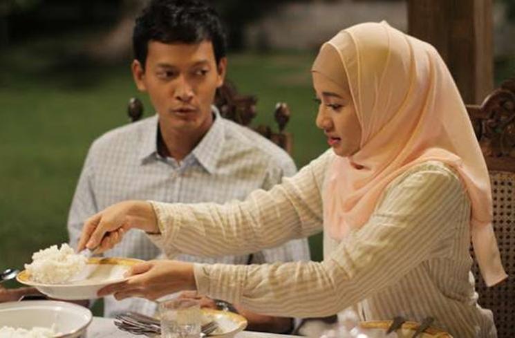 Aktor perankan suami selingkuh (IMDb)