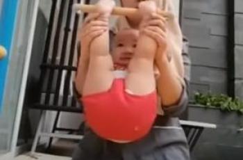 Rayyanza Dikasihani gegara Diajak Gelantungan Sama Baby Sitter, Netizen Pasang Badan: Cie Jadi Kompor
