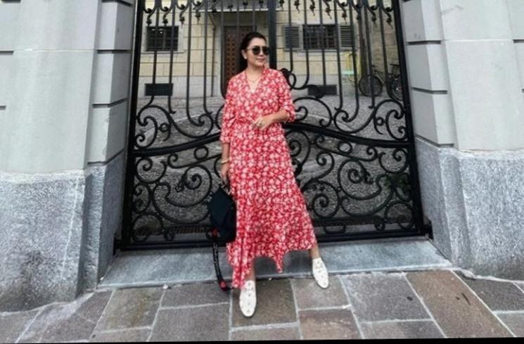 Gaya Liburan Mayangsari di Italia. (Instagram/@mayangsari_official) 