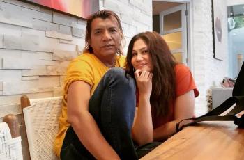 Sempat Ditutupi, Istri Bongkar Dugaan Perselingkuhan Sutradara John De Rantau